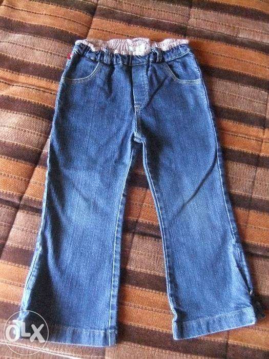 Calças de ganga e macacão 3 anos