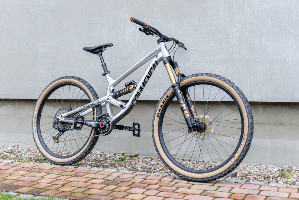 Commencal Furious 29 Fox Kashima 1x12 Cane Creek Akira L