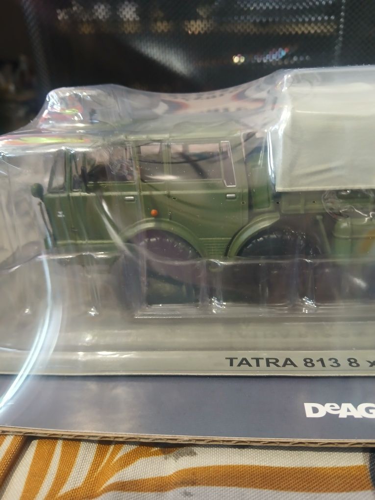 Kultowe ciężarówki z epoki prl-u Tatra 813 8 x 8 kolor