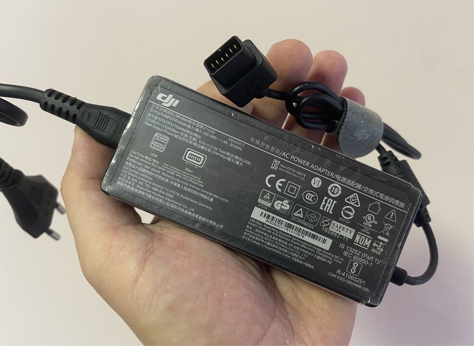 Блок питания сетевой Dji Mavic f1c50 13,05v 3,83a version 2