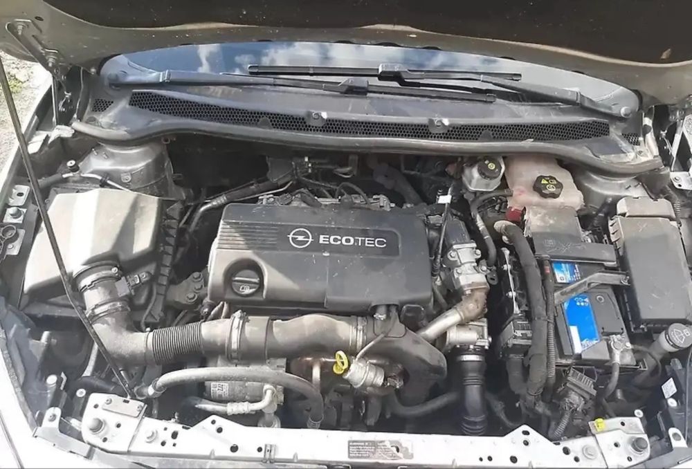 Продам Opel Astra j 1.7cdti