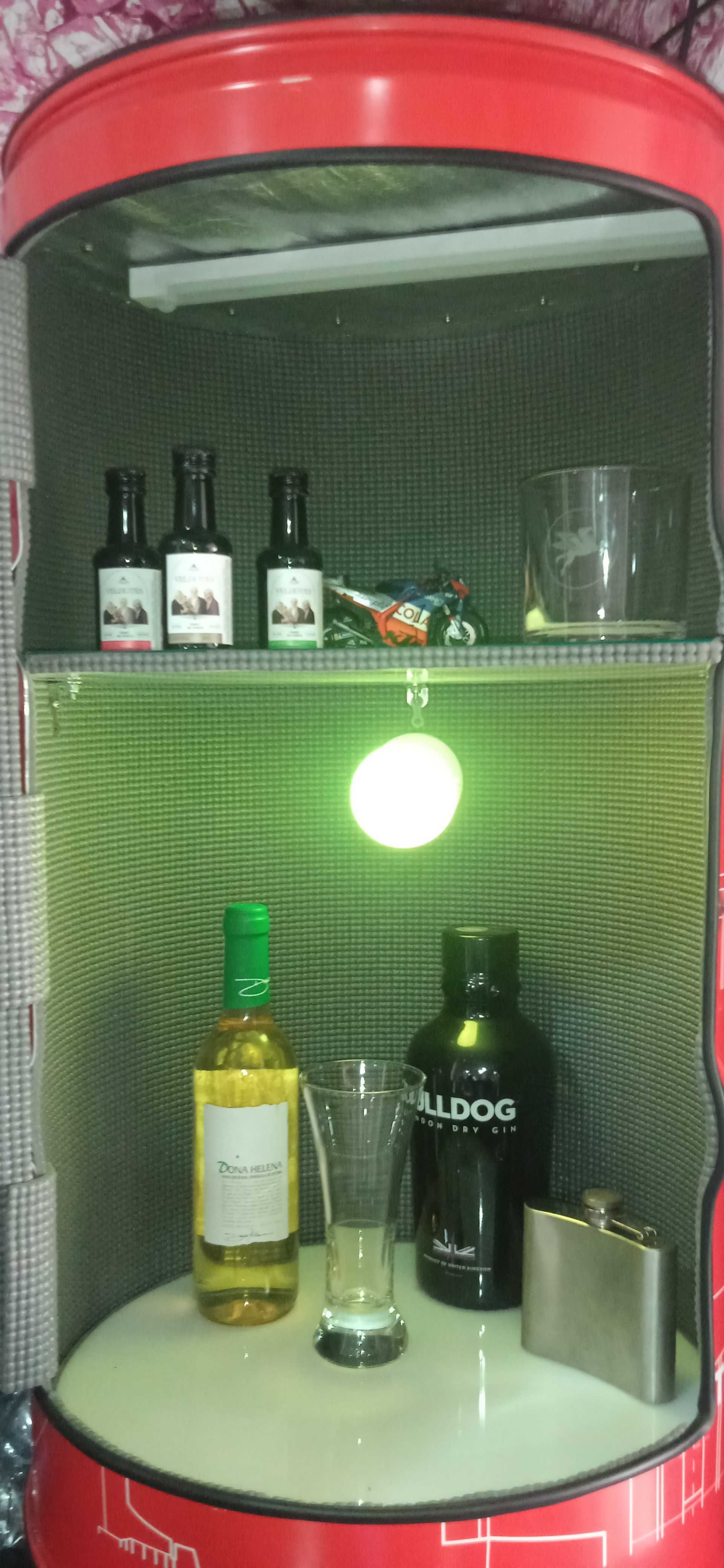 Bidon mini bar. 65x35cm. Com luz 220V
