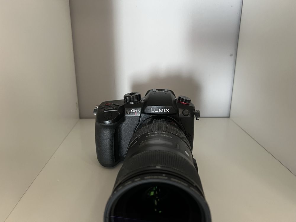 Panasonic Lumix Gh5 mark 2 sigma 18-35