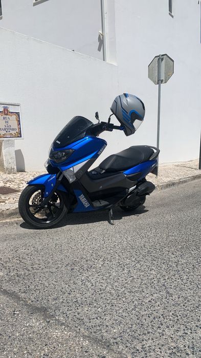 Nmax 125 praticamente nova