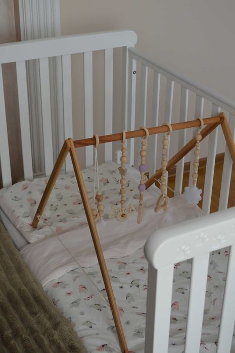 Подарунок на Новий рік для дитини Стійка + підвіски Монтессорі