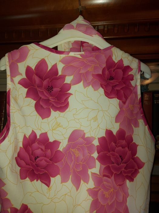 Elegancka długa sukienka bez rękawów z szalem UK20 EU48