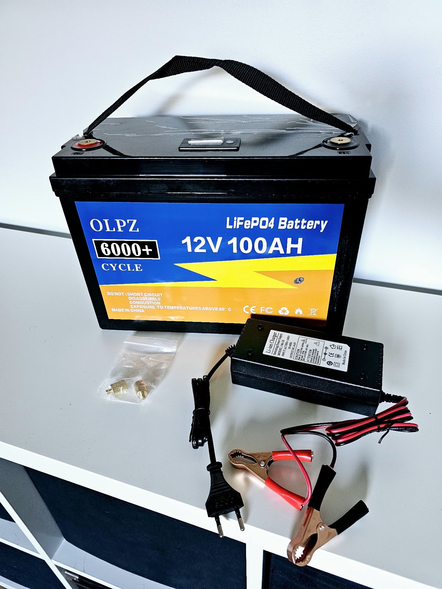 Akumulator LiFePo4 12V 100Ah Bateria BMS LCD
