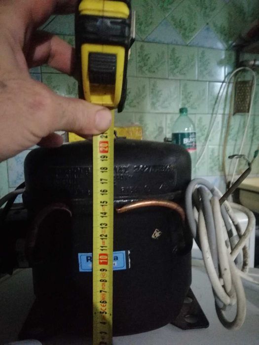 КОМПРЕСОР в ідеальному стані, з за кордону  з імпортного холодильника