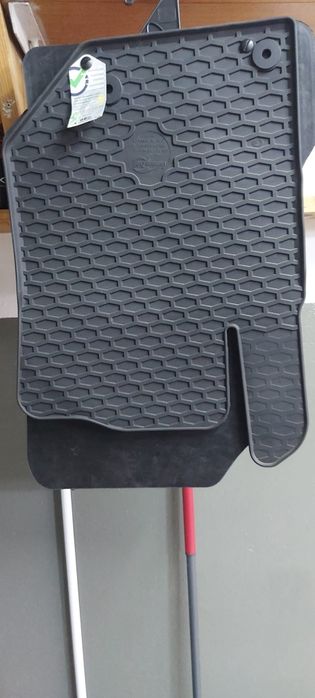 Dywaniki samochodowe nowe Peugeot  Opel DS3