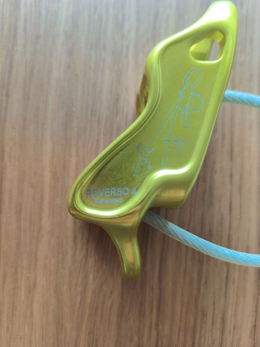 Petzl Reverso 4 escalada