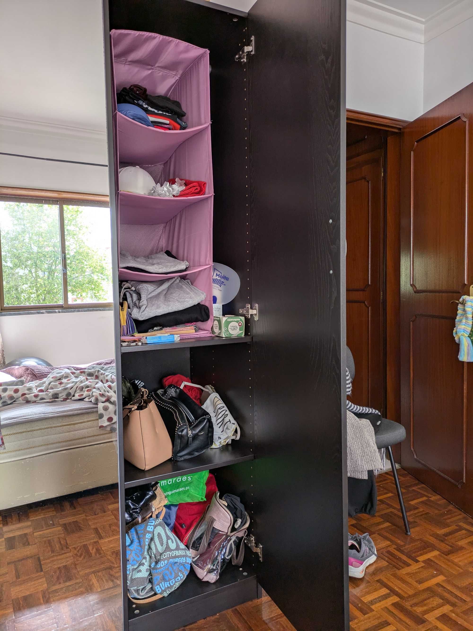 Roupeiro (Ikea) Quarto