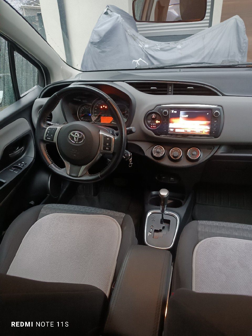 Toyota Yaris 2017 automat