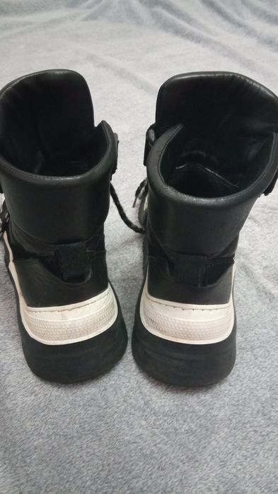 Кросівки-хайтопи жіночі ES8 шкіряні