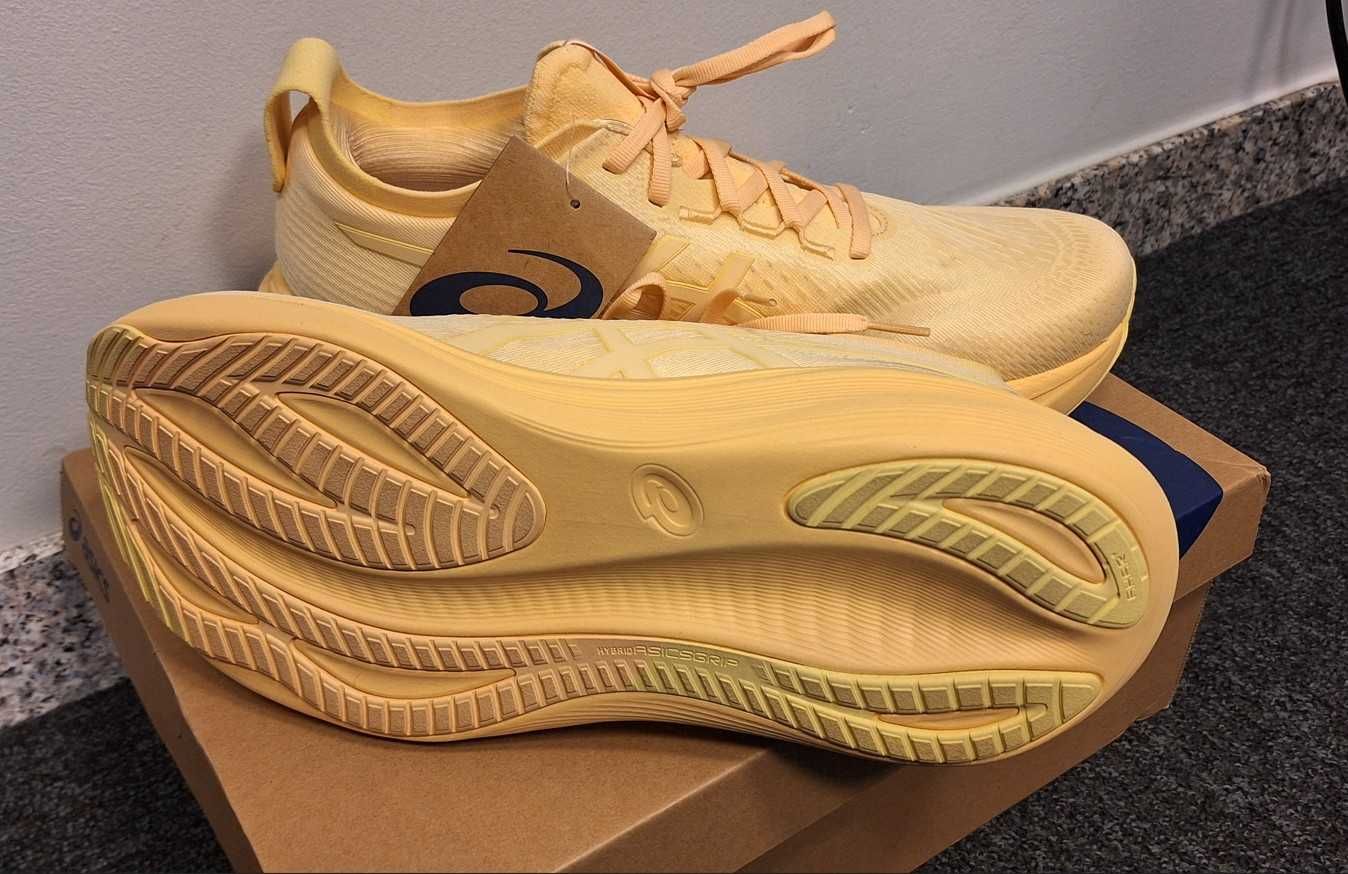 Asics Gel-Nimbus 27 - roz. 45