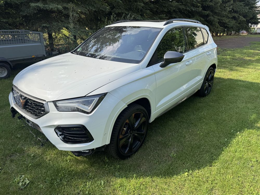 Cupra Ateca 300PS_Brembo_2023_4x4_Pano_Beatsaudio_Hak_pakiet Black!