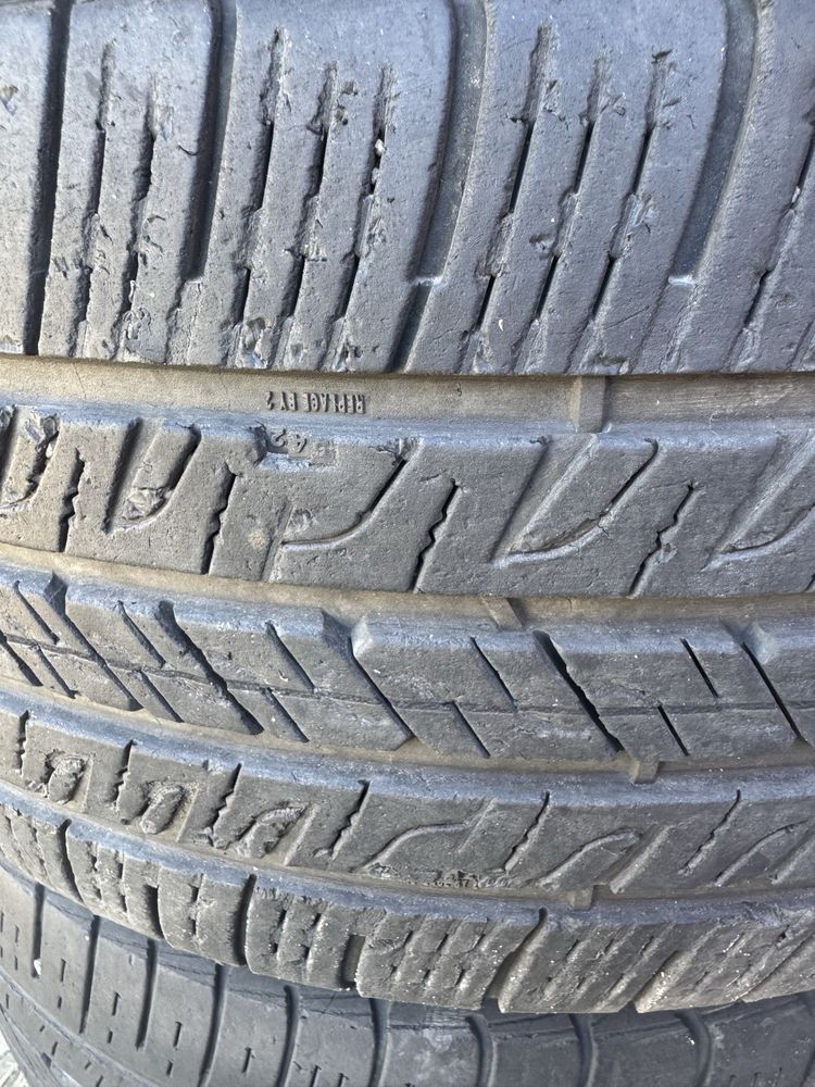 Good year assurance 235 40 R19