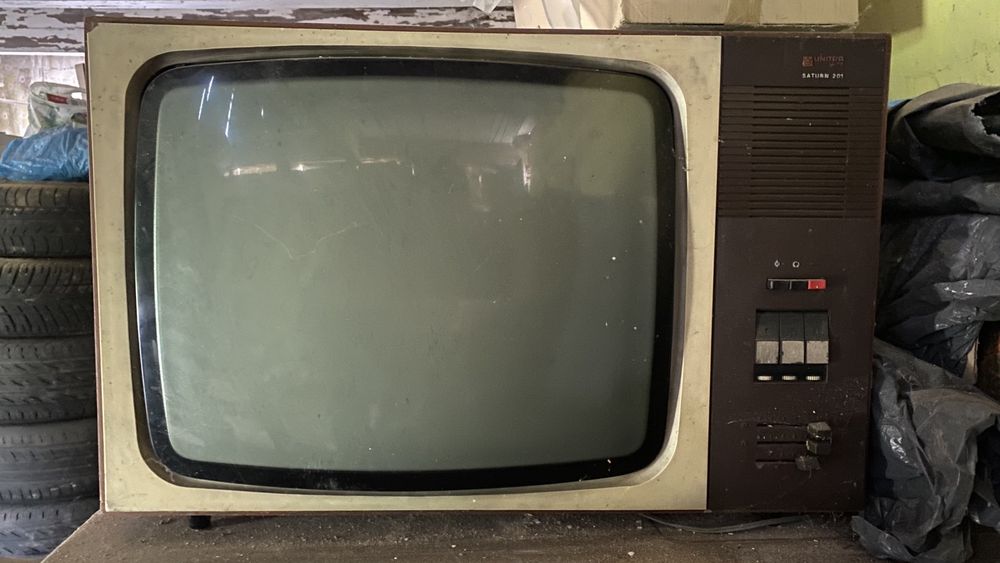 Stary telewizor Tv Saturn 201 PRL vintage dekoracja zabytek antyk