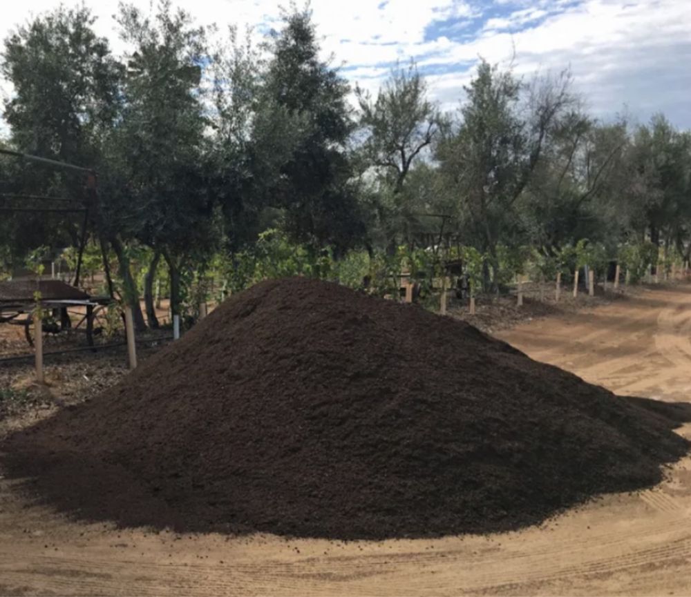 Czarnoziem przesiany z torfem 3,5t humus, ziemia ogrodowa