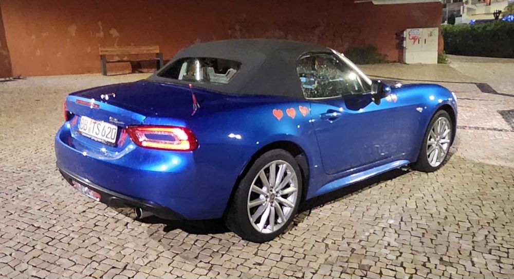 Fiat 124 Spider versão Lusso