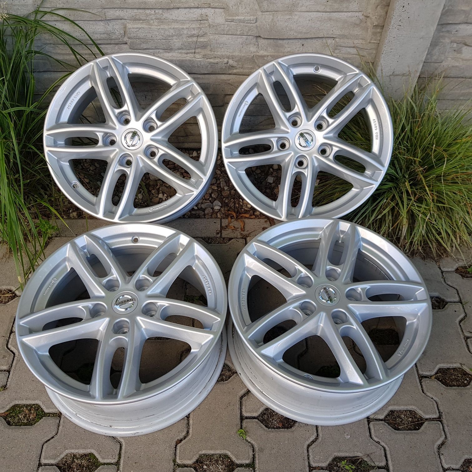 4x 6,5x16 ET40 5x114,3 Nowe felgi aluminiowe  Qashqai,Juke,Pulsar