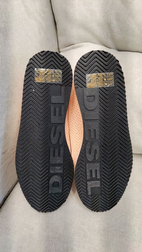 Кросівки Diesel 38 жіночі