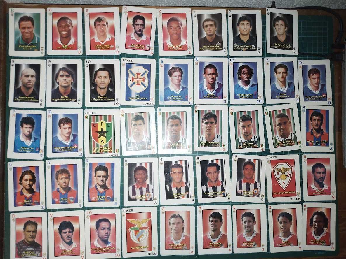 Conjunto coleção cartas / tazos futebol JN época 1997 até 2002