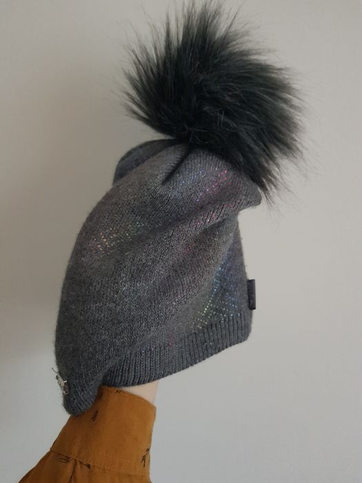 Czapka damska zimowa pompon szara