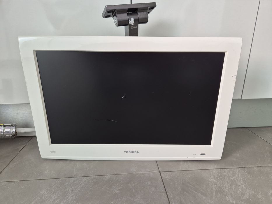 Tv toshiba branca