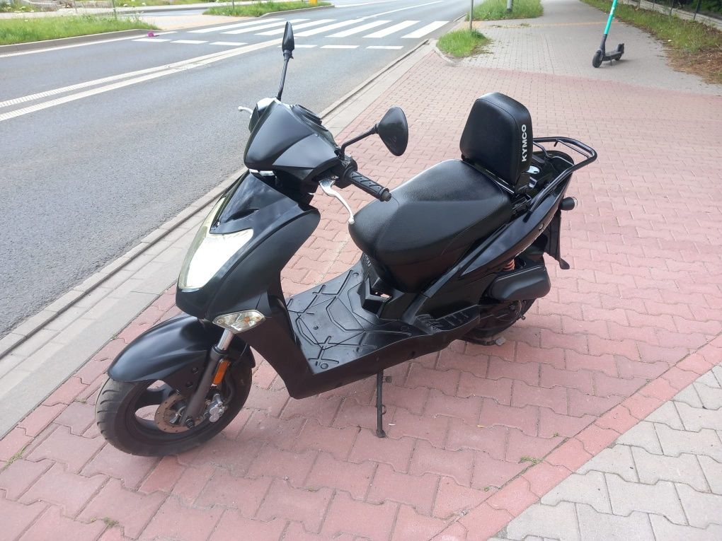 Kymco Agility 4T-- może komuś się przyda--brak homologacji