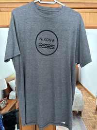 T-shirt cinzenta nixon