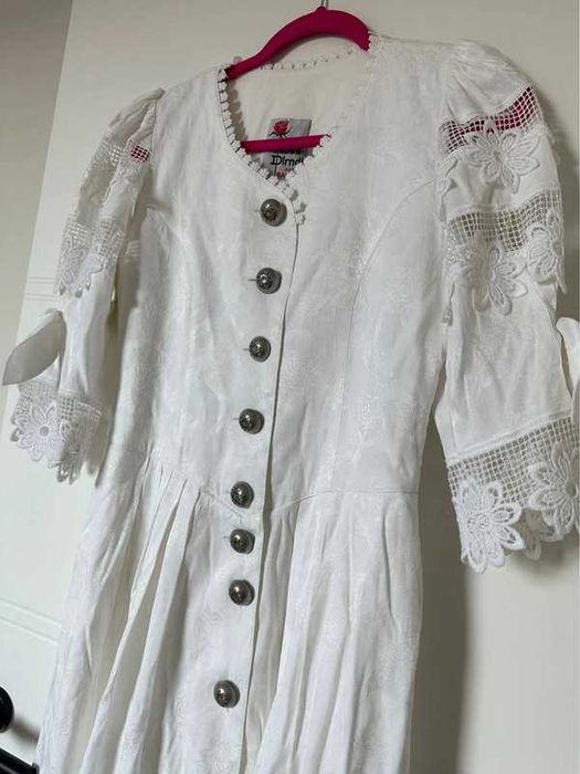 Biała długa suknia vintage bawarska S M