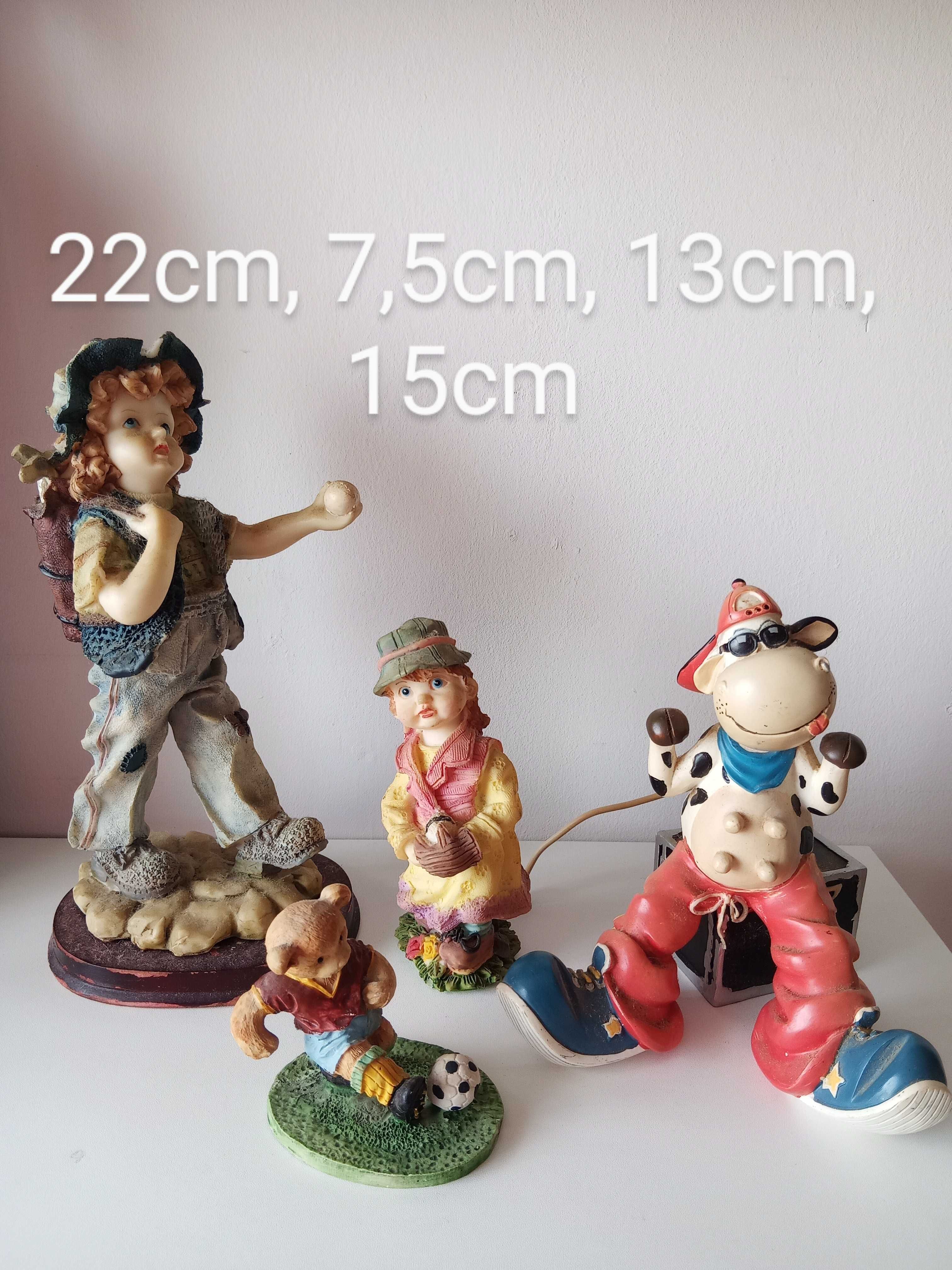 4 bibelôs para venda.