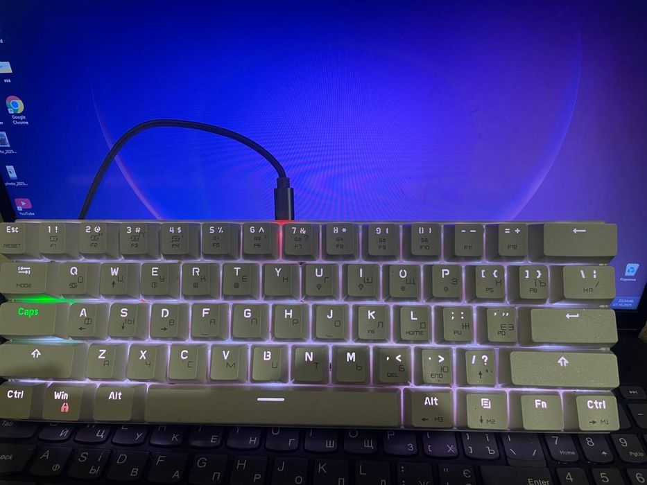 Продам клавиатуру motospeed ck62