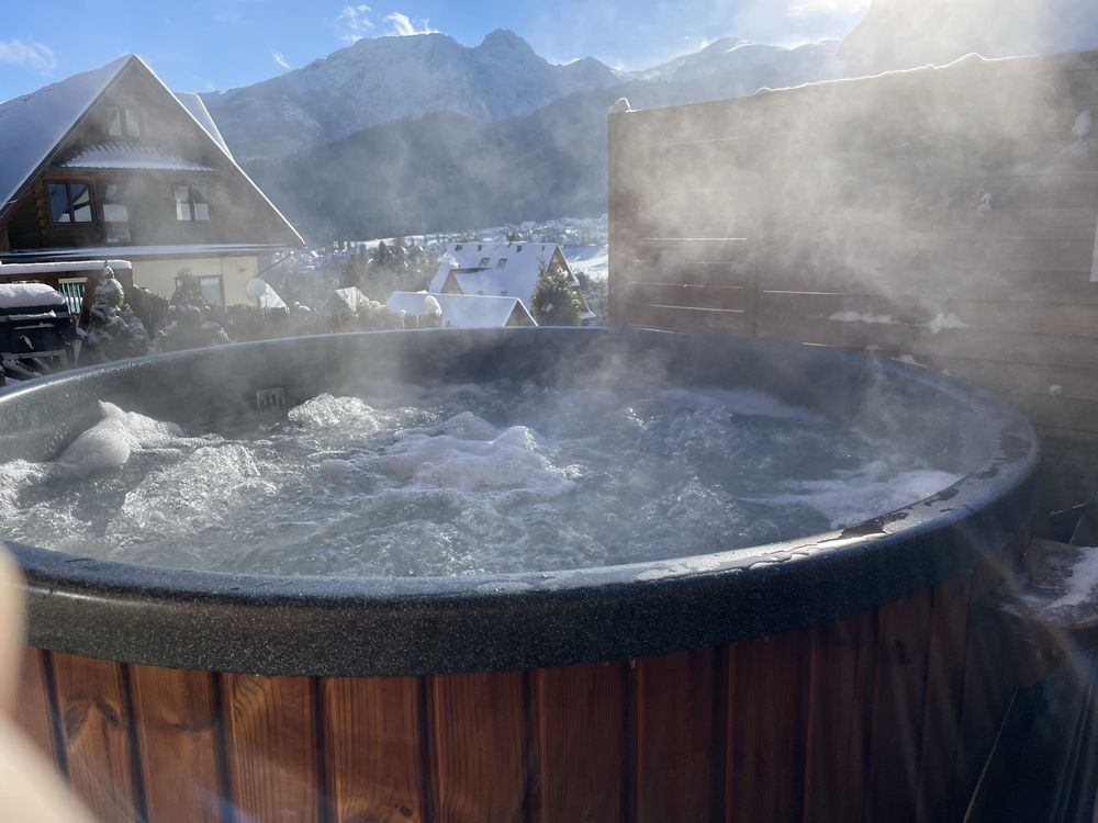 Domek z prywatną balią -jacuzzi ,widokiem na  góry wolne terminy
