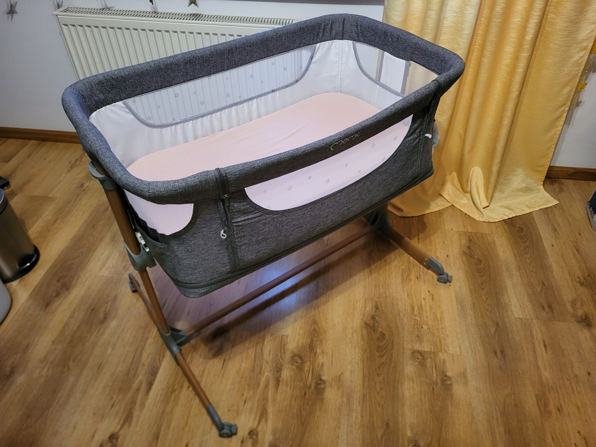 Łóżeczko Momi Smart Bed 4w1 dostawka kojec dla dzieci