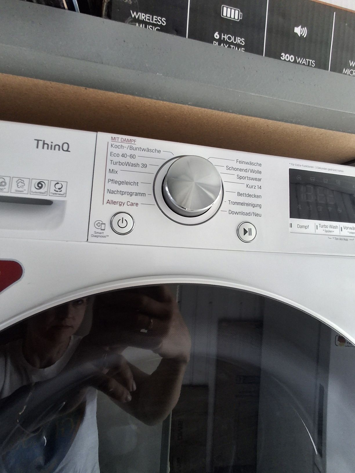 Пральна машина LG modelF6WV709P1