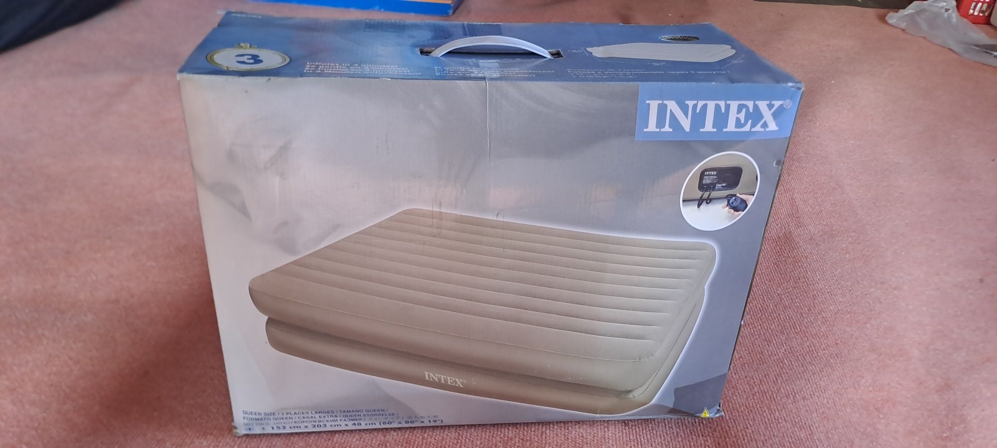INTEX materac  automatycznie dmuchany