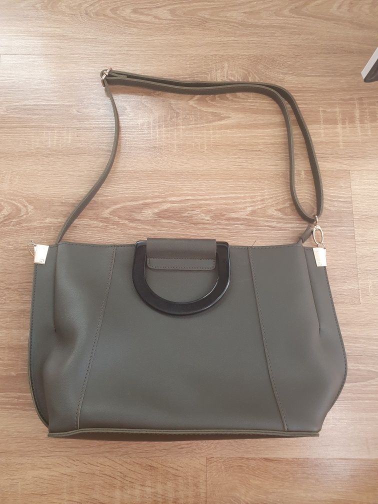 Torebka khaki, New Look do ręki i na ramię