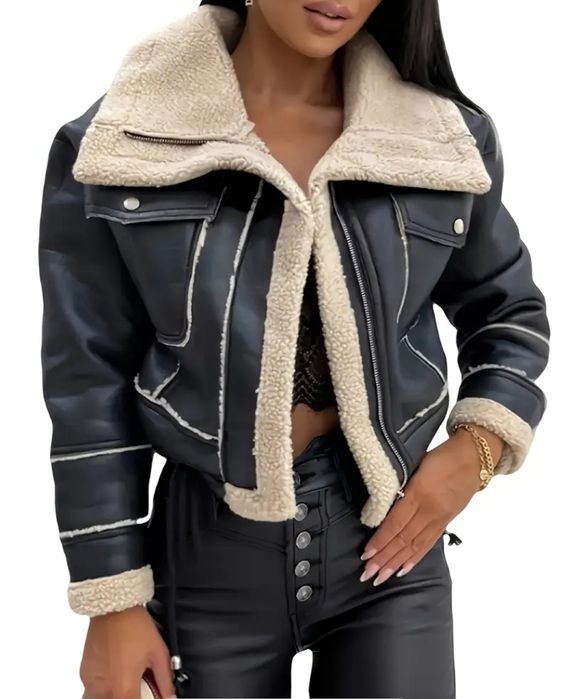 Куртка бомбер з еко шкіри розмір С