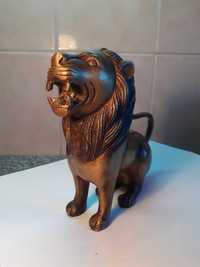 Лев, сувенир-статуэтка