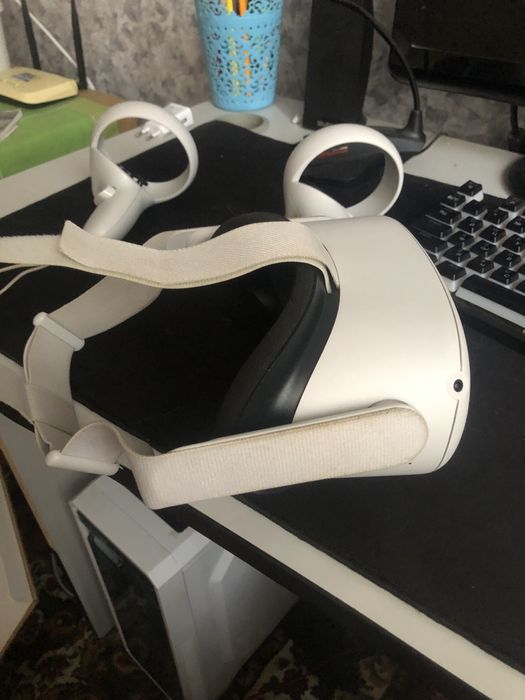 Oculus Meta Quest 2 128 ГБ