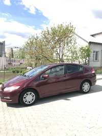 Продаю своє авто Honda INSIGHT супер економна та надійна