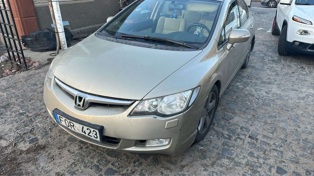 Авторазборка Honda Civic 4D 1.8 маханика бензин механика 2006 год