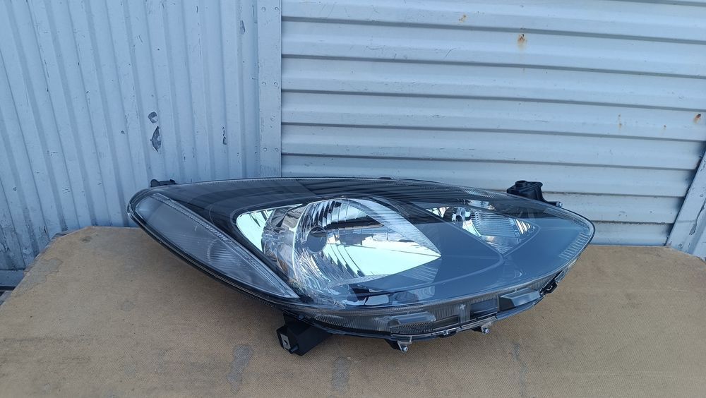 Vendo farol direito de Renault Megane 3 ano 2008/12