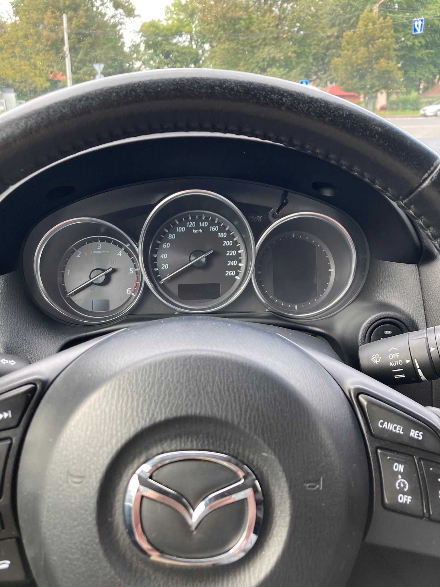 Mazda CX-5 2012 в максимальній комплектації