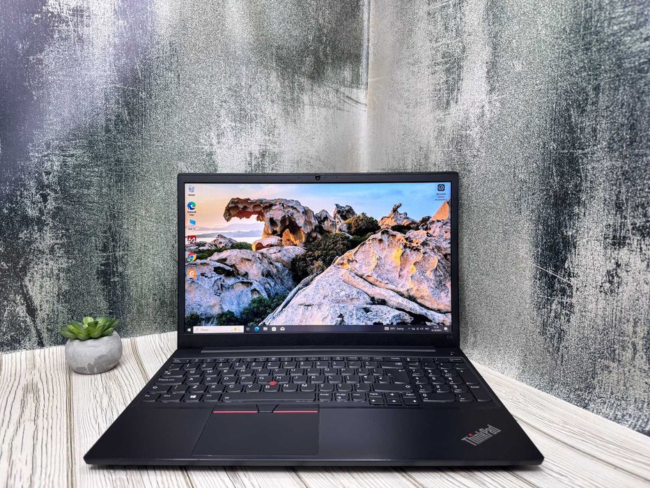 Lenovo ThinkPad E15 G2|15.6"FHD|i5-1135G7|8 GB|SSD 256|УЦІНКА|Гарантія
