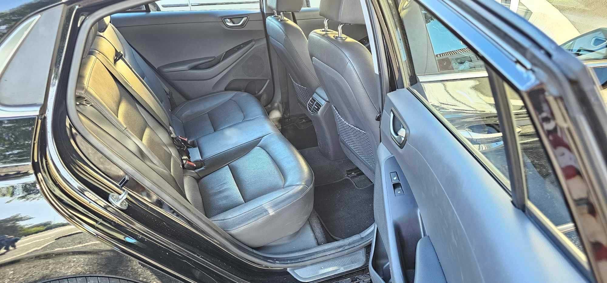 Hyundai IONIQ 28kW Premium