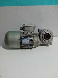Motor monofásico Nerimotori com caixa redutora de 1/28 230v