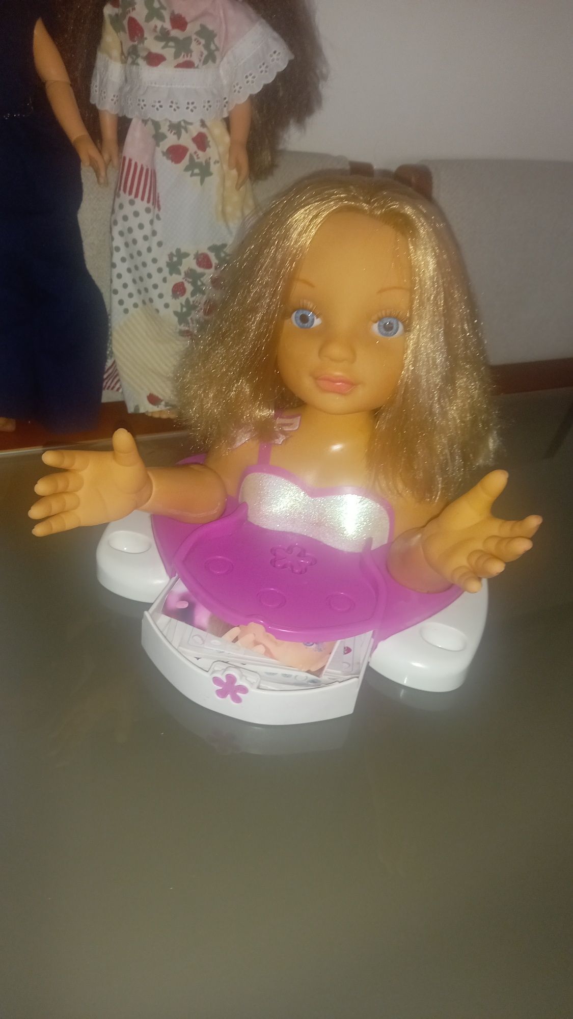 Nancys da Famosa, do ano 2010, em bom estado.
44 cm de altura
30 cm a