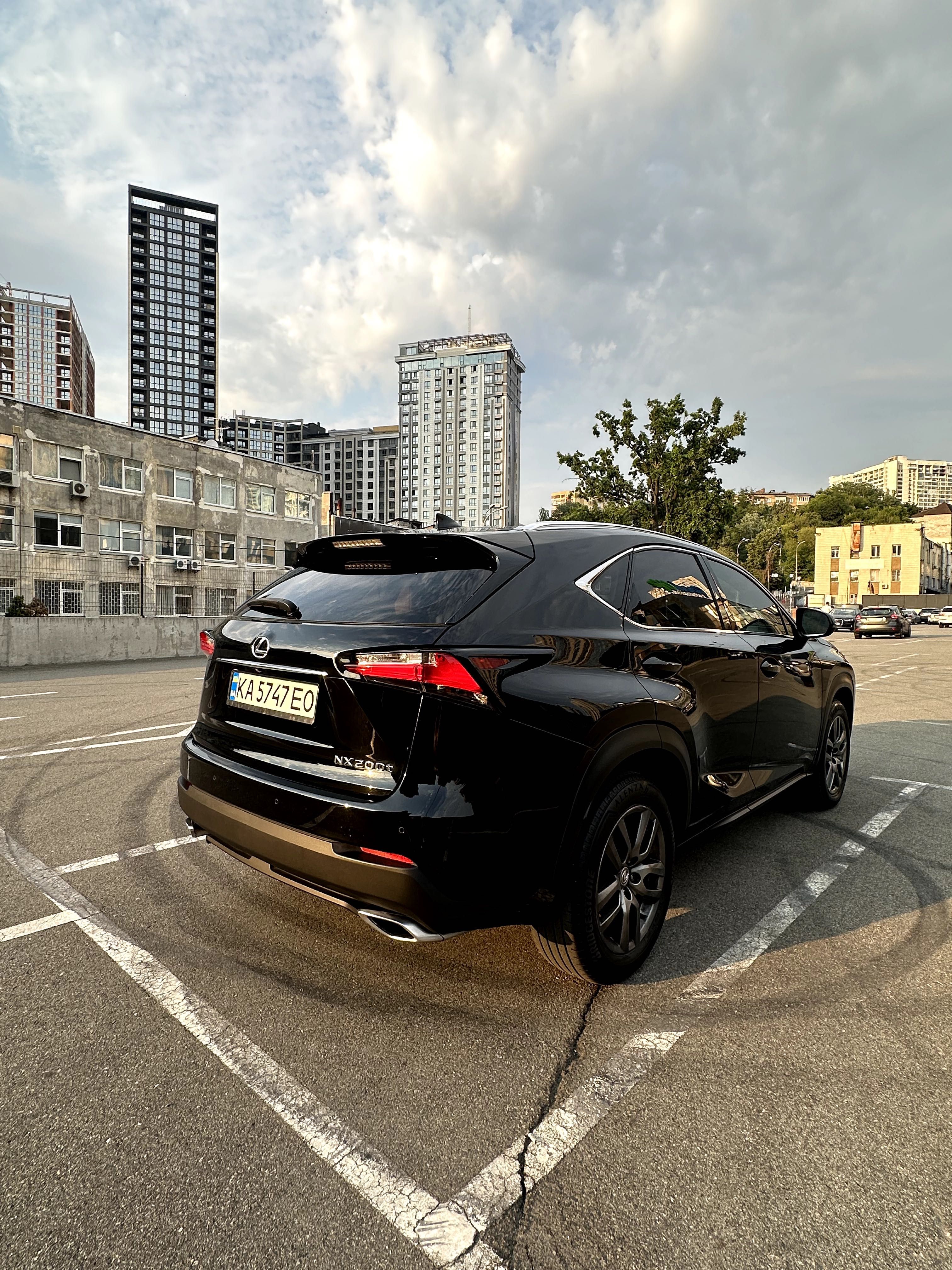 Lexus NX 200t - вiд власника - Iдеал - пробiг 90 тис км